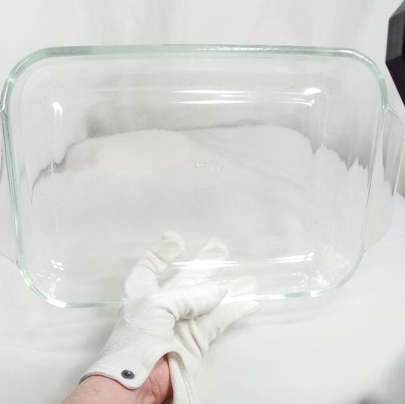 Pyrex 2 Qt Clear Glass Baking Dish 232-R - Picture 13 of 13